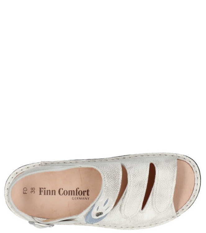 Finn Comfort Finn Comfort sandaal <span>2557 903095 Saloniki</span> 903095 taupe-sky Finn Comfort sandaal <span>2557 903095 Saloniki</span> 2557 903095 Saloniki zilver - www.bremmerschoenen.nl - Bremmer Schoenen