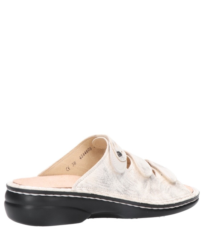 Finn Comfort Finn Comfort slipper <span>2554 902898 Kos</span> 902898 oro-latte Finn Comfort slipper <span>2554 902898 Kos</span> 2554 902898 Kos beige - www.bremmerschoenen.nl - Bremmer Schoenen
