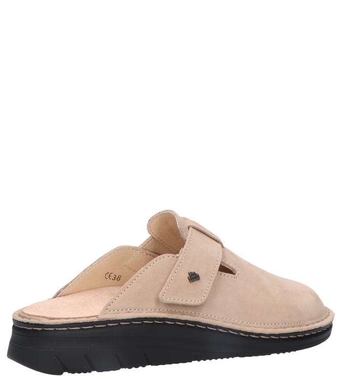 Finn Comfort Finn Comfort slipper <span>1454 007081 Petare</span> 007081 taupe Finn Comfort slipper <span>1454 007081 Petare</span> 1454 007081 Petare beige - www.bremmerschoenen.nl - Bremmer Schoenen