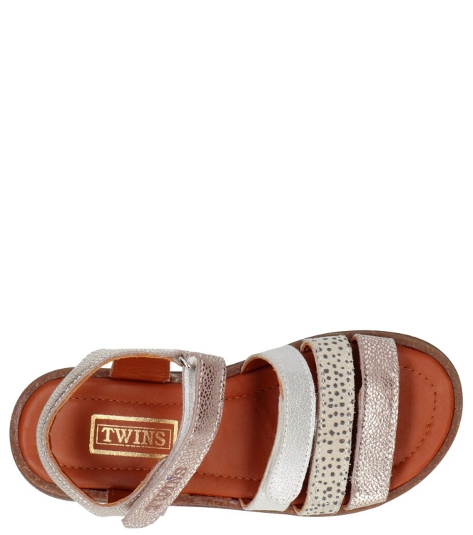Twins sandaal <span>326135-995 Sophie Sun</span> 326135-995 Sophie Sun goud - www.bremmerschoenen.nl - Bremmer Schoenen