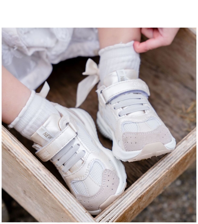 Shoesme Shoesme sneaker <span>BL-26S001-I</span> light gold Shoesme sneaker <span>BL-26S001-I</span> BL-26S001-I beige - www.bremmerschoenen.nl - Bremmer Schoenen