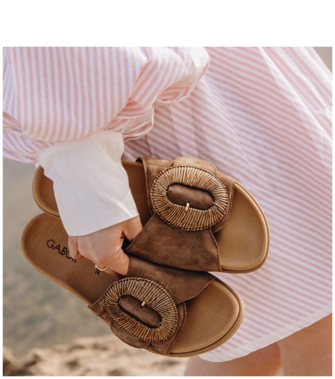 Gabor slipper <span>83.742.14</span> 83.742.14 beige - www.bremmerschoenen.nl - Bremmer Schoenen
