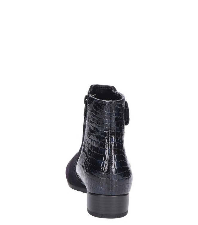 Gabor Gabor enkellaars <span>8031.01.002</span> 002 dark blue Gabor enkellaars <span>8031.01.002</span> 8031.01.002 blauw - www.bremmerschoenen.nl - Bremmer Schoenen