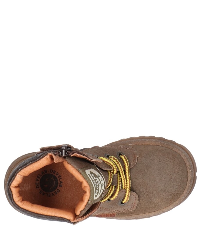 Develab Develab veterboot <span>47201 737</span> 737 dk. brown Develab veterboot <span>47201 737</span> 47201 737 bruin - www.bremmerschoenen.nl - Bremmer Schoenen