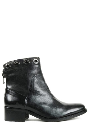 Piedi Nudi